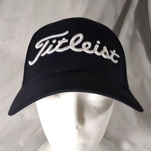 Titleist TSR Black Tour Hat Adjustable NWT and Liner